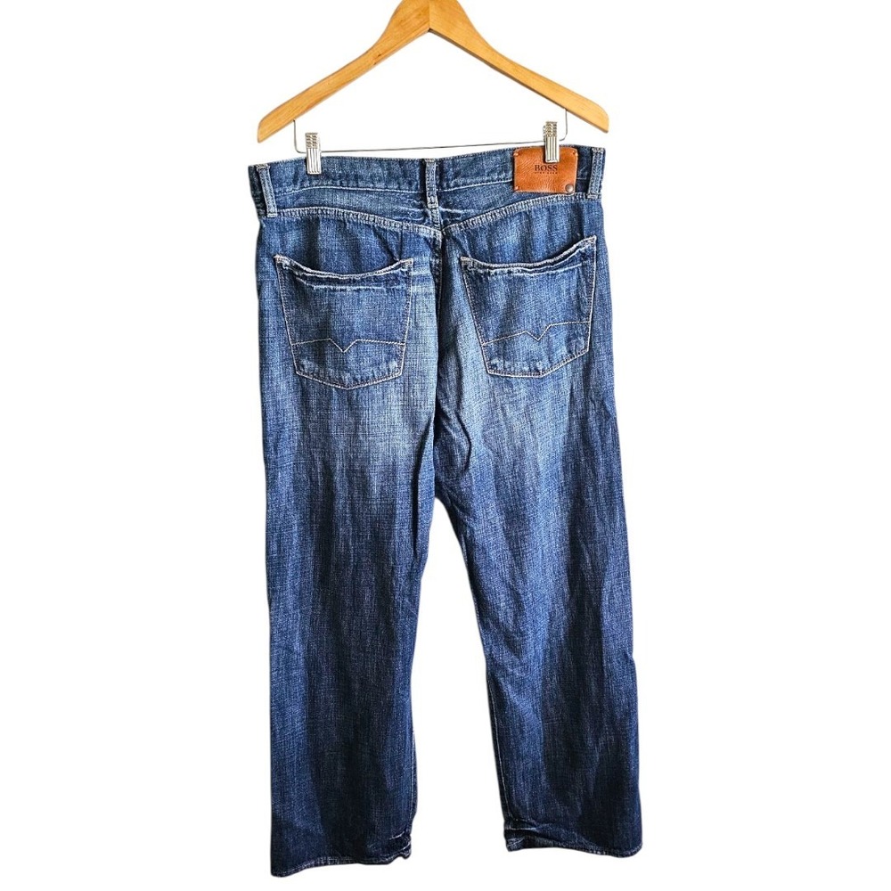 Hugo Boss HB1 Jeans Blue Distressed Denim Button Fly Straight Leg Mens‎ 36x32